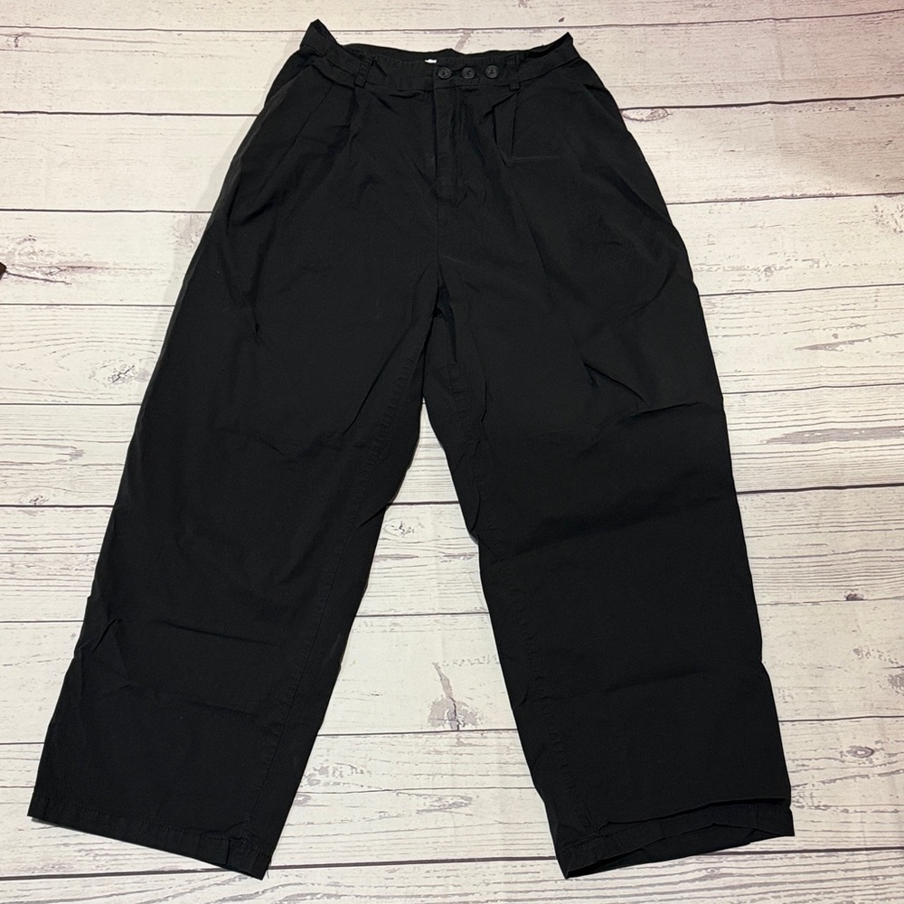 Apea lightweight pants